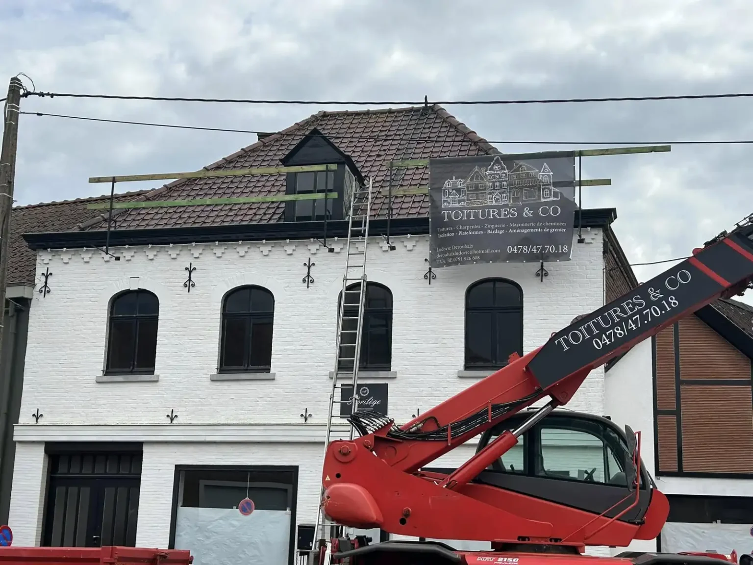 TOITURES & CO SRL 206